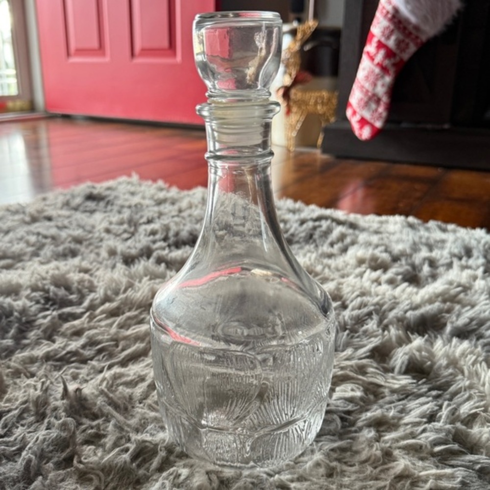 Vintage Luminarc Arcoroc Fleur Decanter Textured bottom With Topper